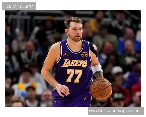 东契奇场均453分震撼全联盟超越浓眉弗拉格克莱三人总和 东契奇场均453分震撼全联盟超越浓眉弗拉格克莱三人总和