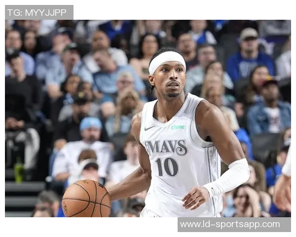 克莱状态低迷亟待调整场均仅82分命中率惨淡需找回手感