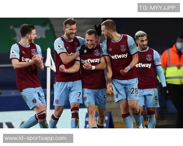 曼联英超表现强劲射门和射正均居首位进球第三防守排名第十一